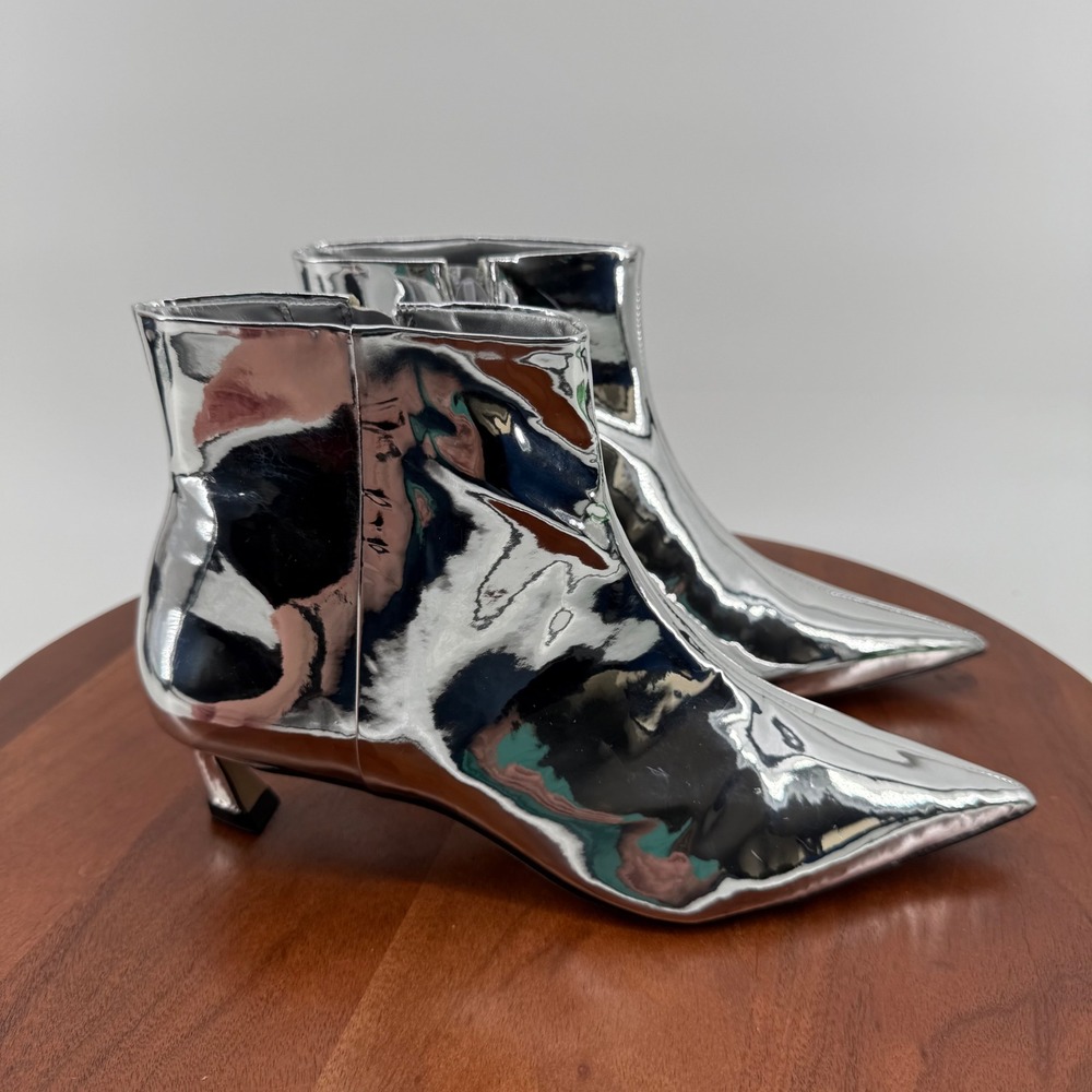 Gianni Bini Ankle Boots Silver Metallic Pointed Toe Kitten Heel Y2K Women 7.5M